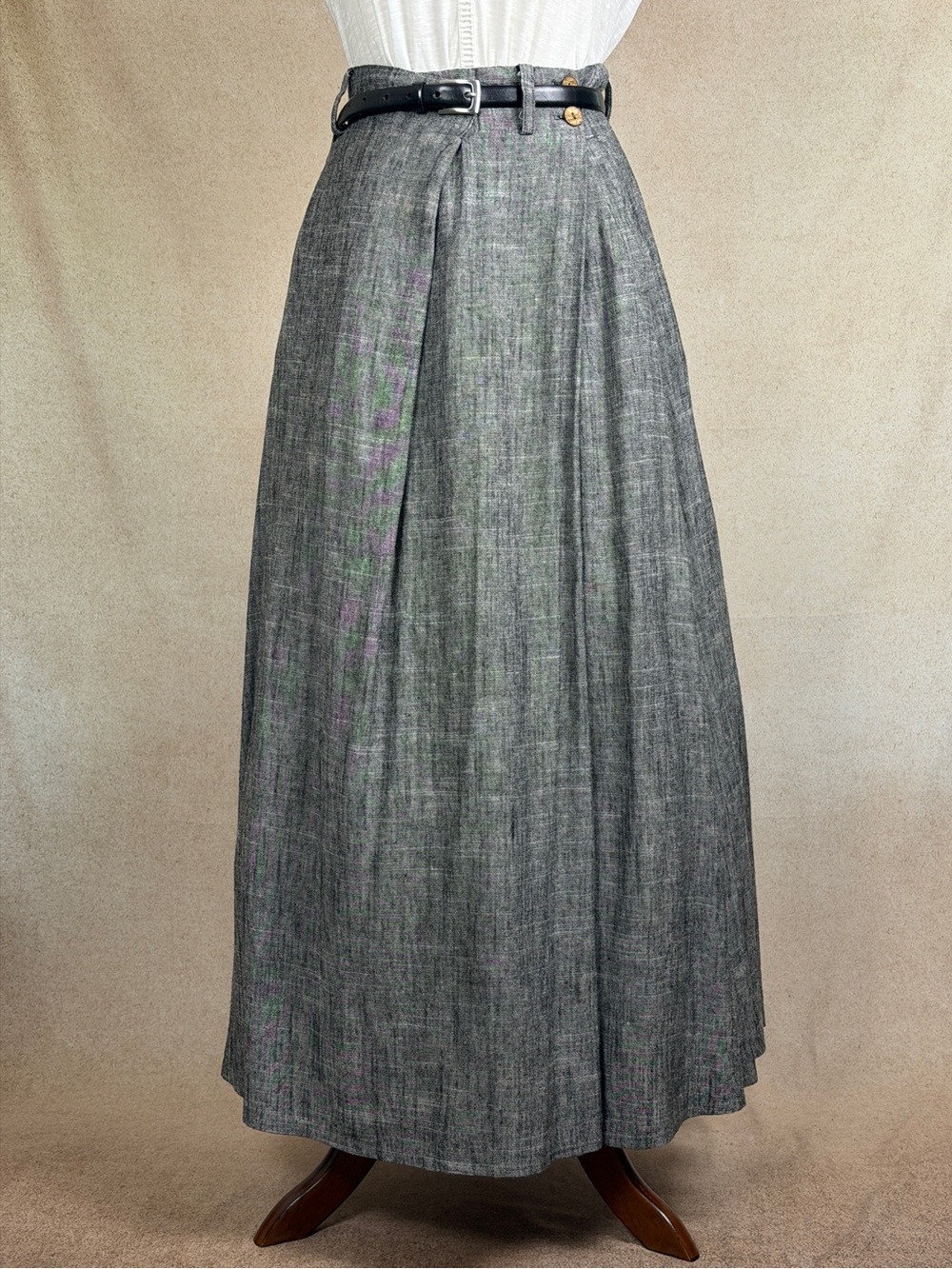 Linen Pleated Maxi Skirt